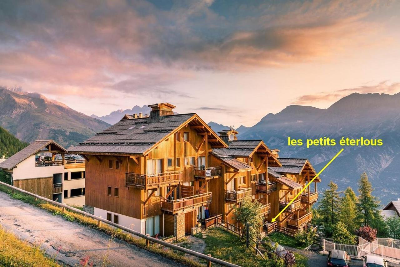 Les Petits Eterlous: Cozy Alpine Apartment with Private Parking Puy-Saint-Vincent Exterior photo